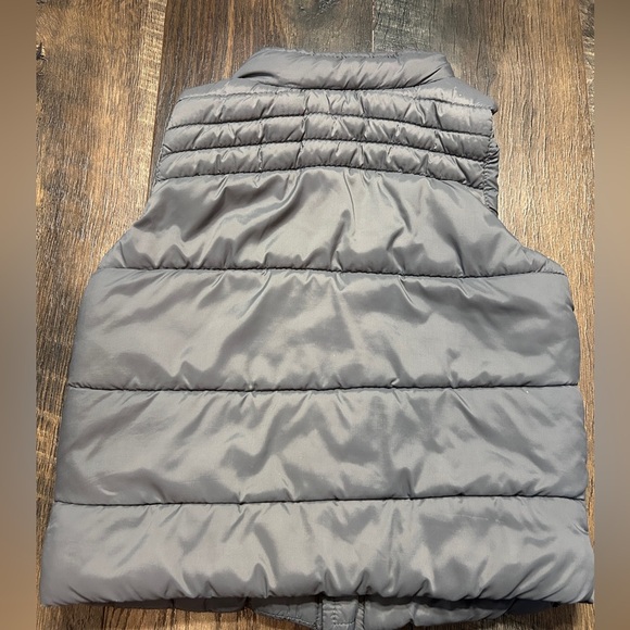 2T Plaid Winter Vest - Picture 3 of 6